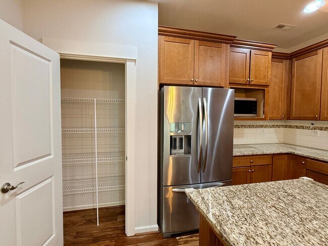 Building Photo - Well-Maintained 3-Bedroom + Loft & A/C in Sought-After Timber Creek