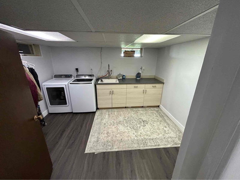 Building Photo - 712 25th Ave NE