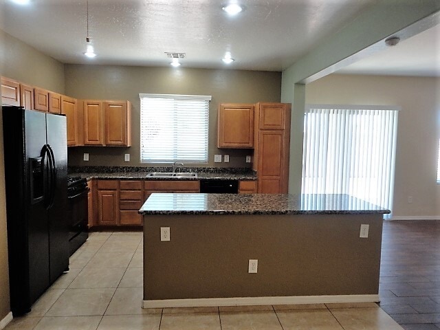 Building Photo - Great home in Aliante Community!