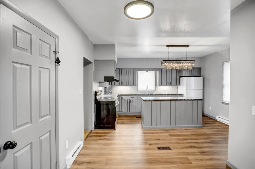 Building Photo - 396 Hublersburg Rd