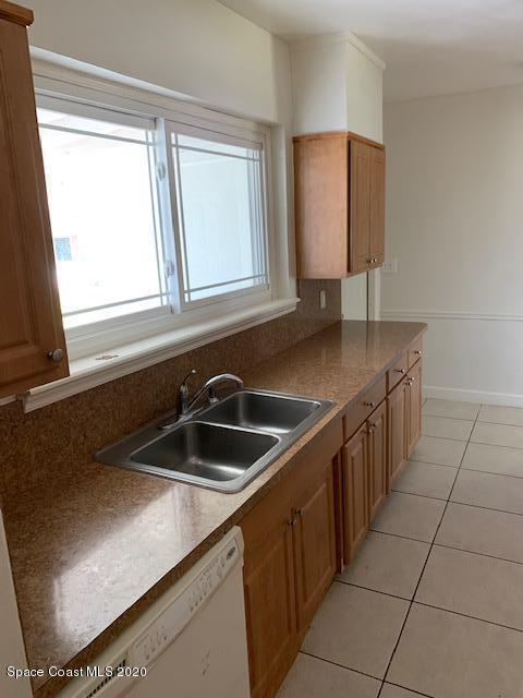 Building Photo - 726 Lund Ct