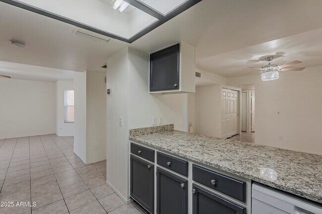 Building Photo - 14420 N 57th Dr