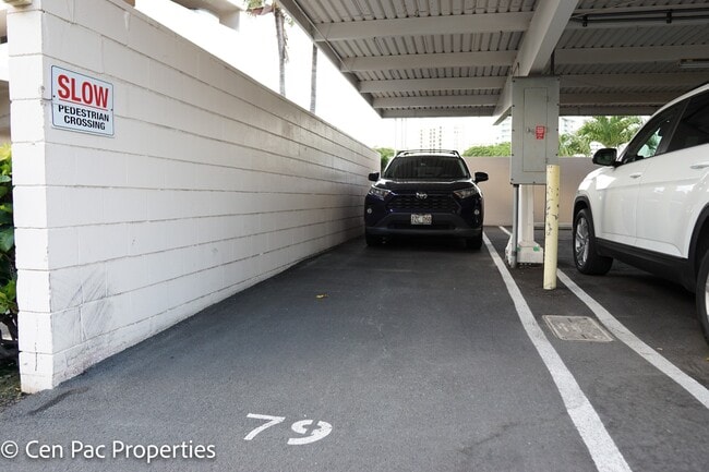 Building Photo - 2 Bed/2 Bath/1 Parking - Beautiful Unit with Nice View in Salt Lake!