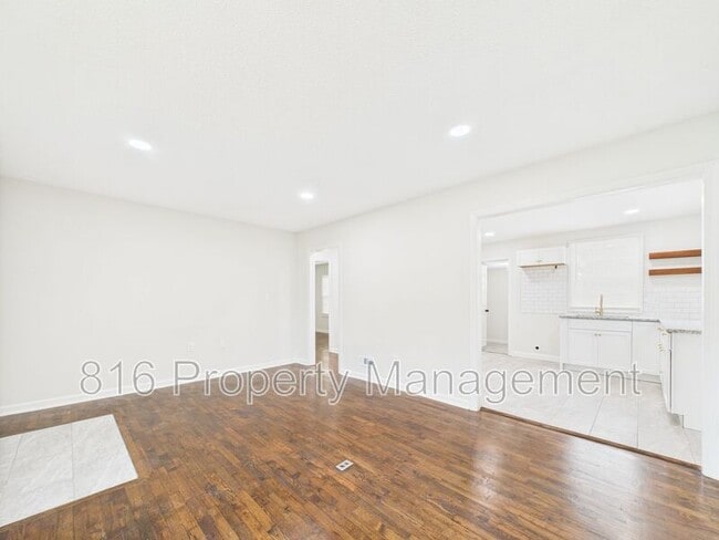 Building Photo - 8404 E 47th Terrace