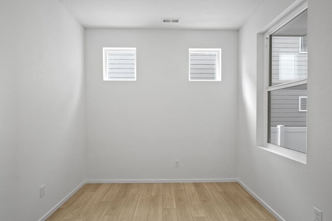 Building Photo - 2783 N Talon Ln