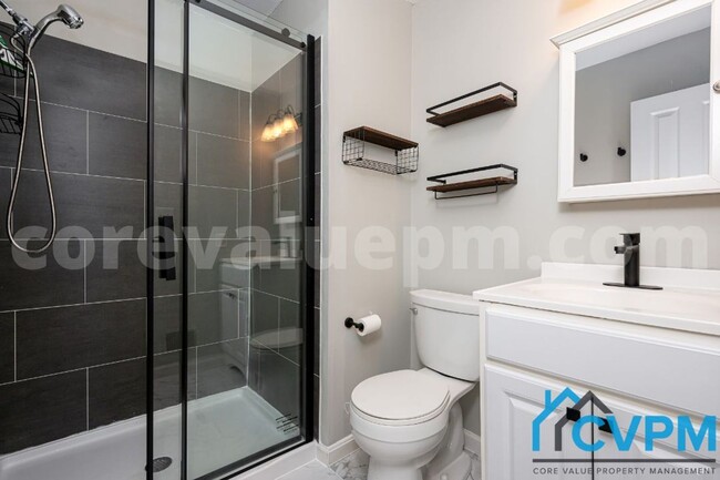 Building Photo - 9438 Fens Hollow