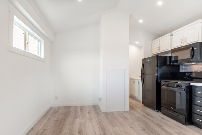 Building Photo - 25928 Haynie Flat Rd