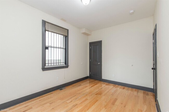 Building Photo - 4 br, 2 bath Duplex - 1709 ARLINGTON ST Un...