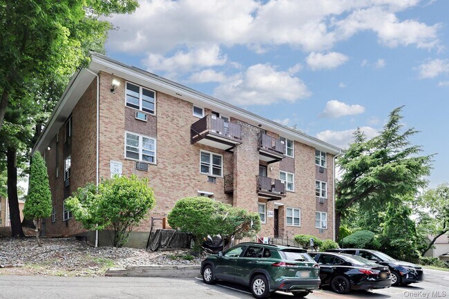 Building Photo - 242 Kearsing Pkwy
