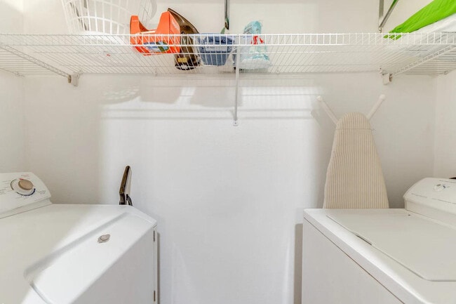 Building Photo - 12166 Metric Blvd