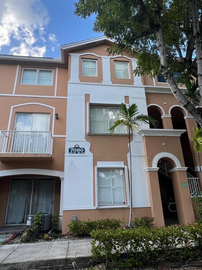 Building Photo - 7080 NW 177th St