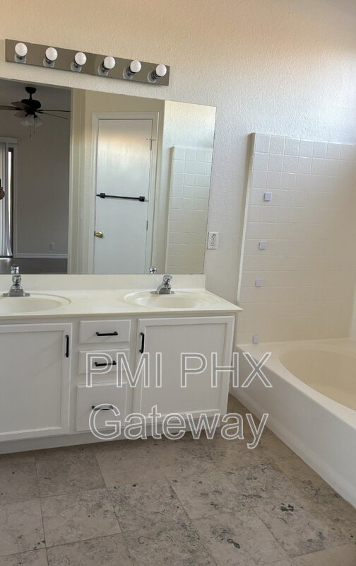 Building Photo - 1234 S Parkcrest Ct