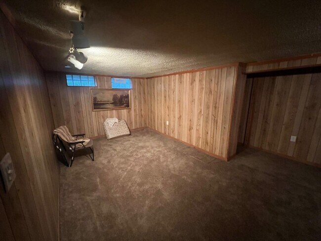 Building Photo - 1207 Churchill Rd