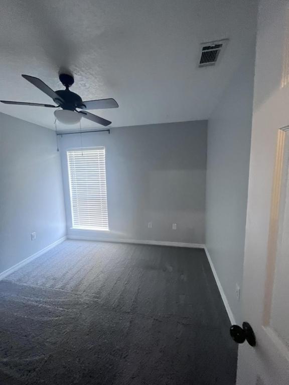 Building Photo - 320 Pinecrest Blvd