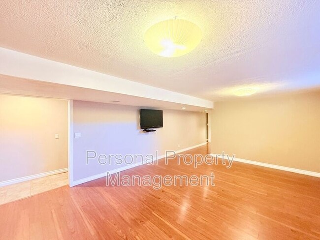 Building Photo - 1308 NW 50th St