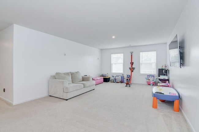 Building Photo - Harlem Beauty!