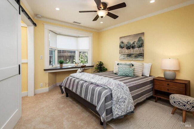 Building Photo - 4 Belle Ave