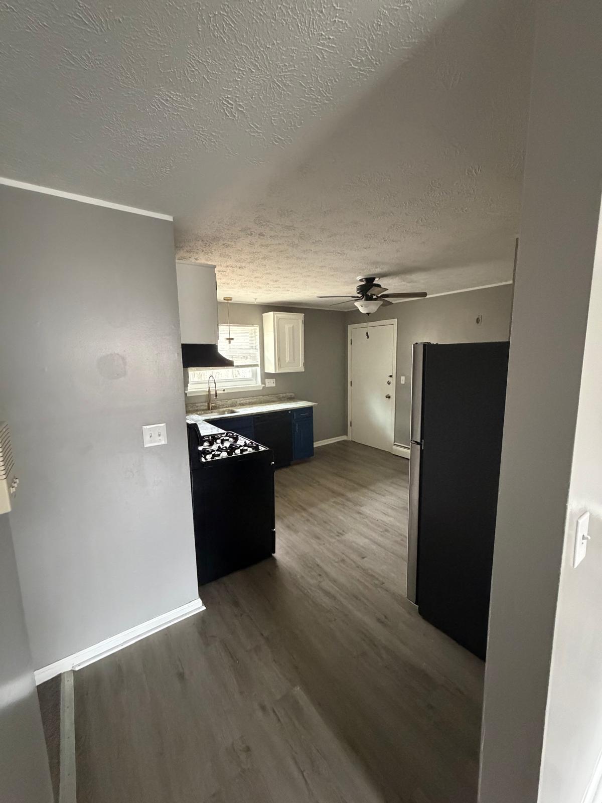 Building Photo - 1081 Blue Hills Ave