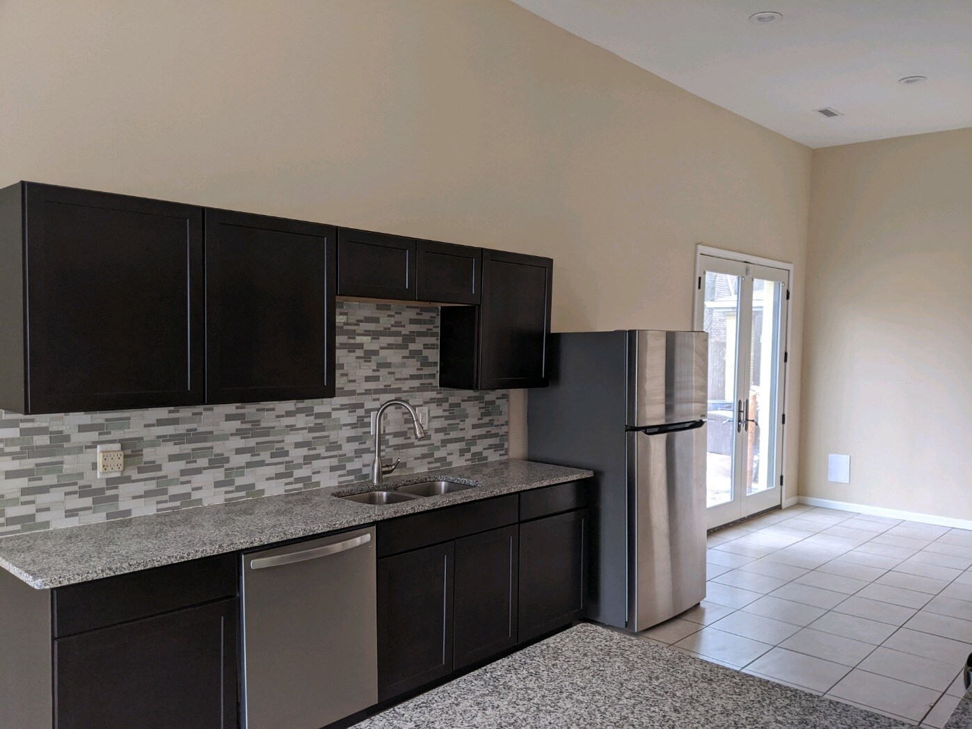 Building Photo - 3326 Ruckle St