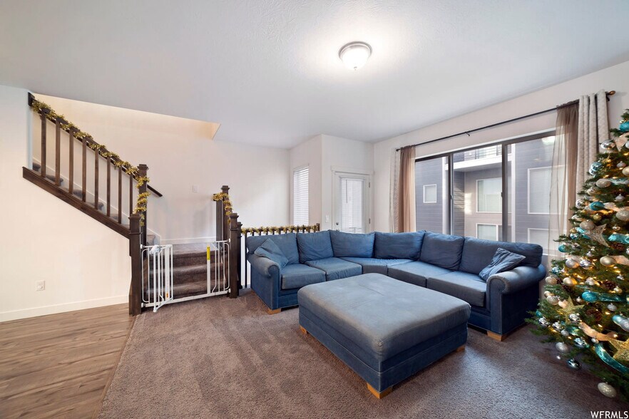 Building Photo - 15287 S Tack Way