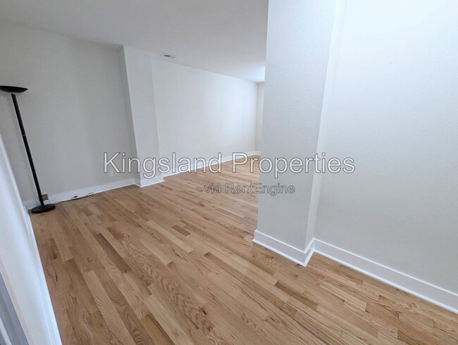 Building Photo - 5630 Pershing Ave
