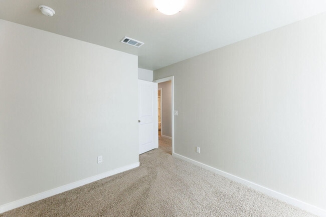 Building Photo - 7535 32nd St