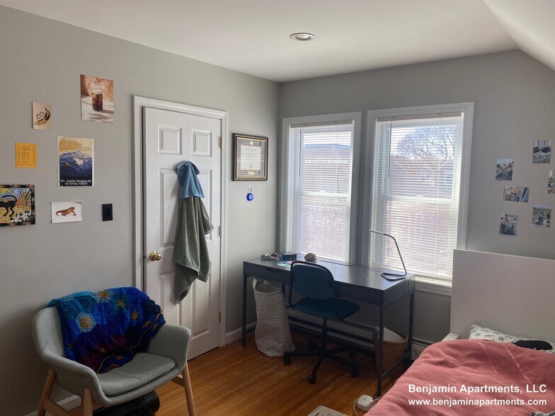 Building Photo - 20 Benton Rd