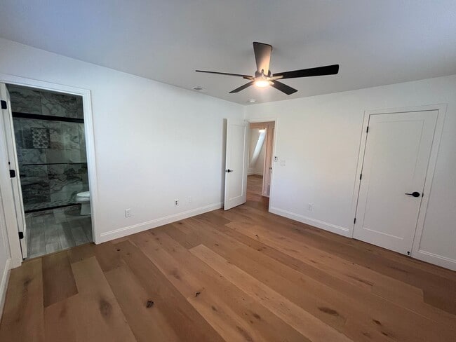 Building Photo - Bright and Spacious 3-Bedroom Home in the Heart of South Davis
