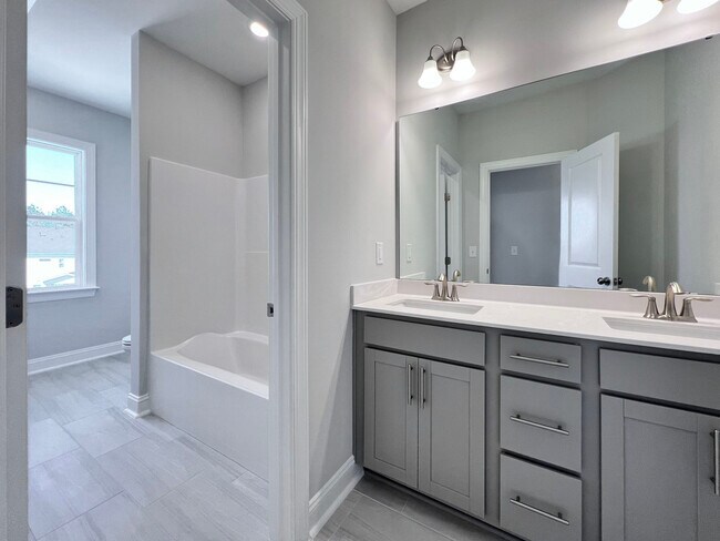 Building Photo - 360 Canyon Gap Wy