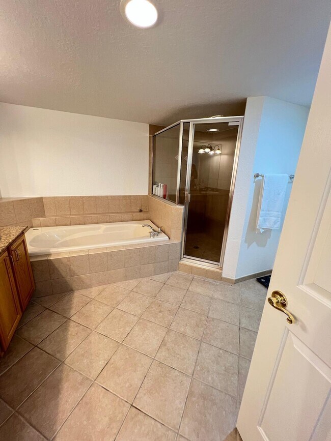 Building Photo - 1501 E Broward Blvd