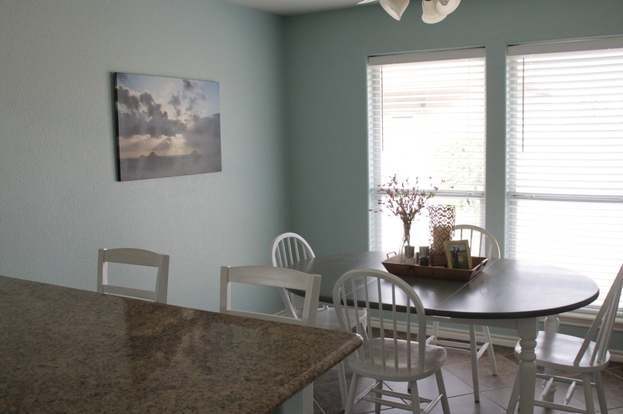 Building Photo - 14905 Dasmarinas Dr