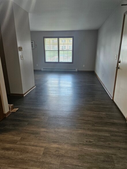 Building Photo - 2035 Sylvan Way