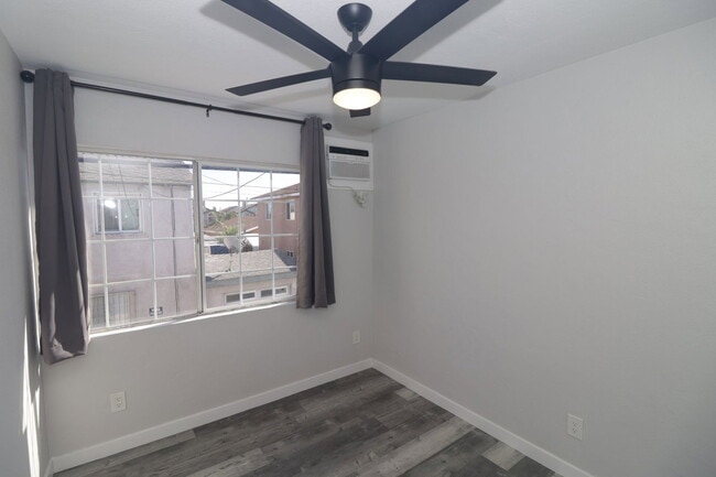 Building Photo - 4239 Swift Ave