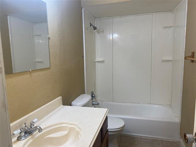 Building Photo - 1710 N Travis St