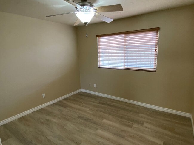 Building Photo - Stonemark on Avocado