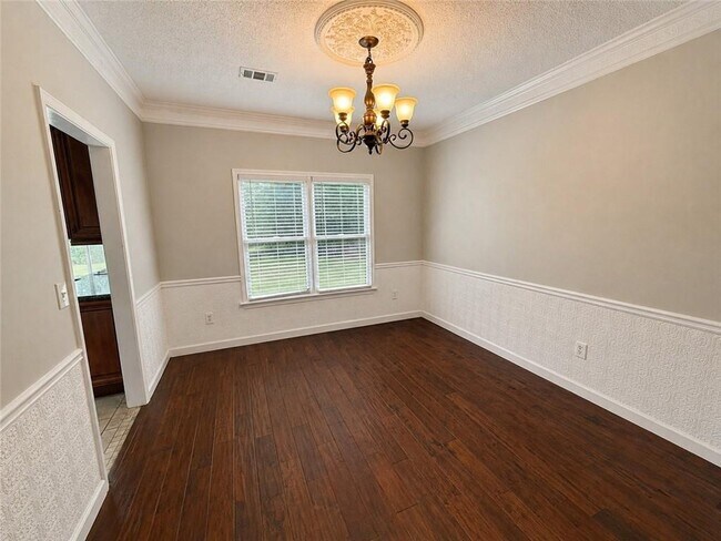 Building Photo - 3415 N Cook Rd