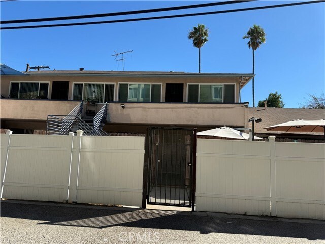 Building Photo - 6722 Whitsett Ave