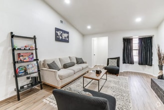Building Photo - 2912 Pegasus Dr