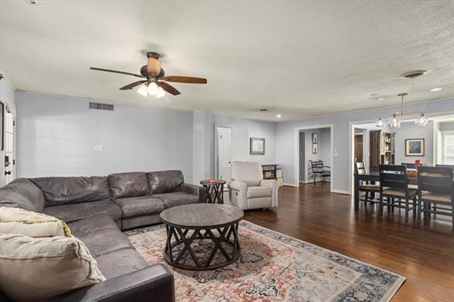 Building Photo - 3622 Suffolk Dr