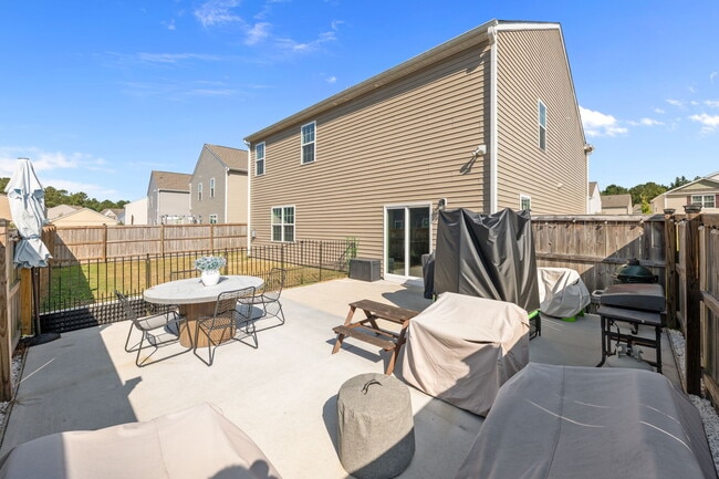 Building Photo - 1012 Kellie Ct