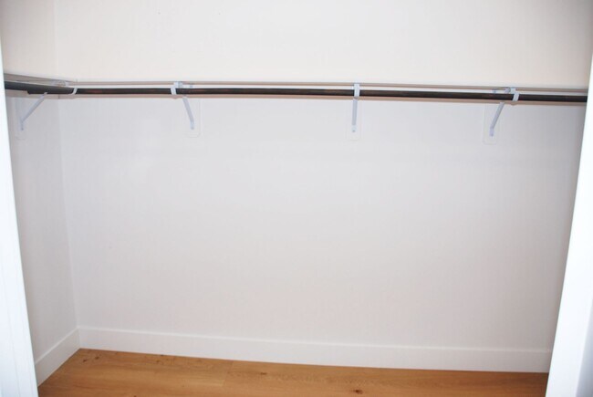 Building Photo - Beautiful Toll Brothers 3BR, 3Bath, 2Car Home in South Reno