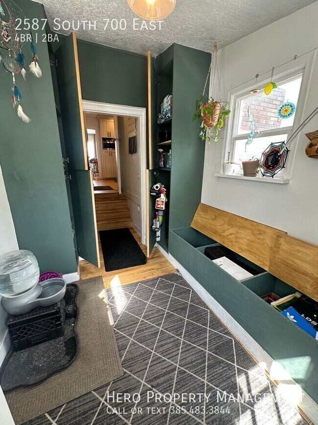 Building Photo - 2587 S 700 E