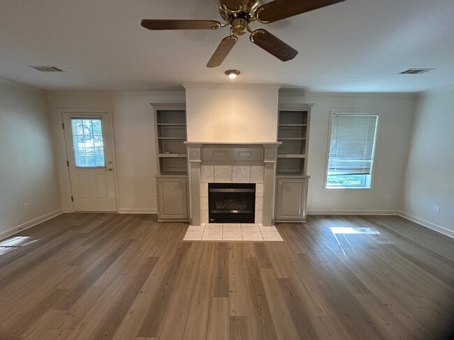 Building Photo - 101 Nemours Ct