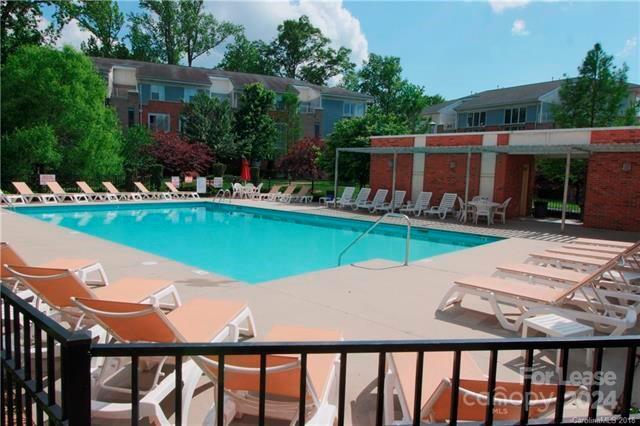 Building Photo - 3539 Warp Street