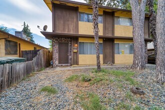 Building Photo - 0814