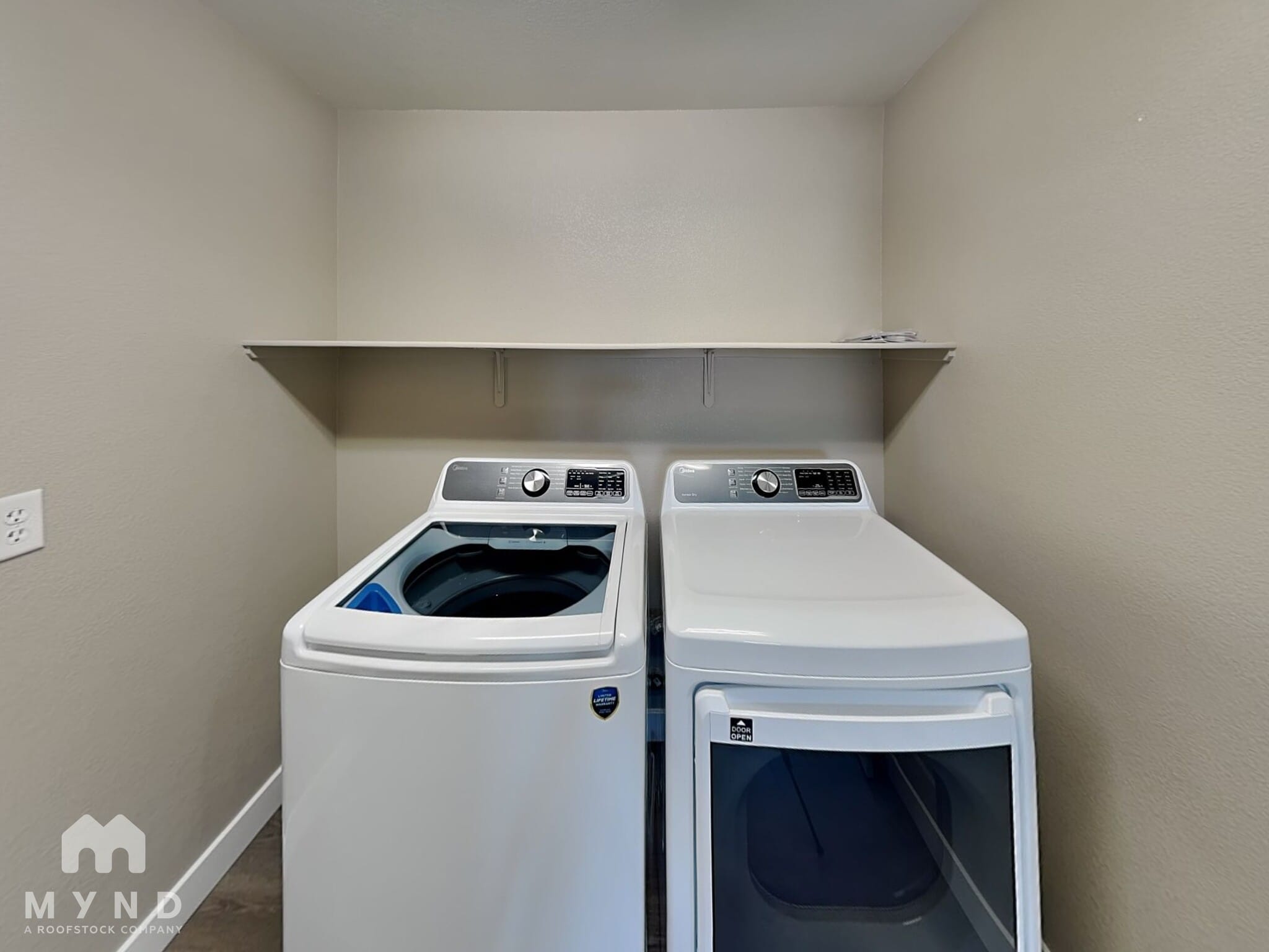 Building Photo - 3794 Paseo de Paz Ave