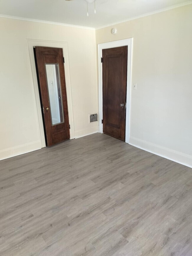 Building Photo - 1706 Grand Ave