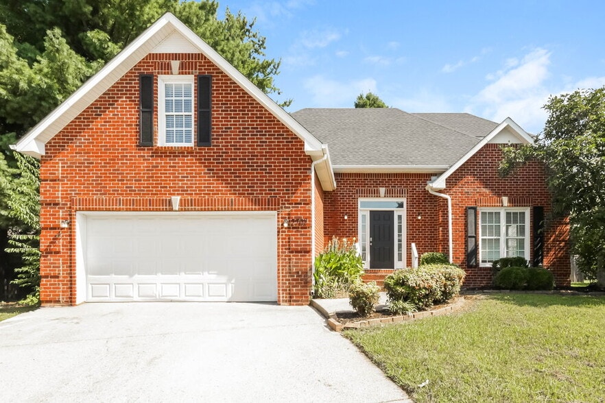 Primary Photo - 2702 Soaring Eagle Ct