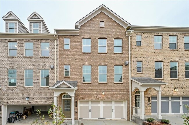 Primary Photo - 1356 Live Oak Ln