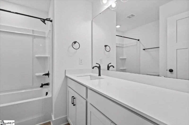 Building Photo - 208 Curhill Ln